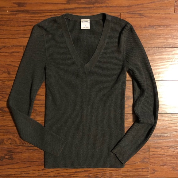 Old Navy Sweater - Picture 4 of 6